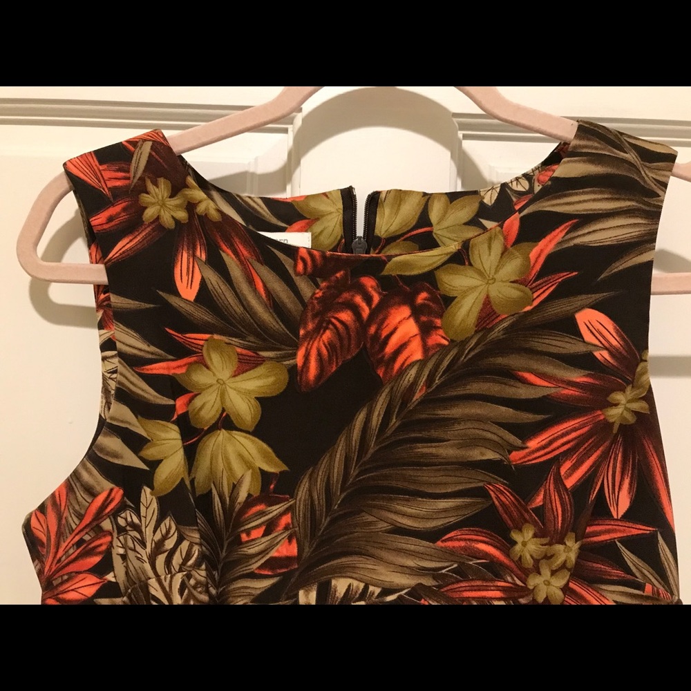 Nature print brown & burnt orange sleeveless dress
